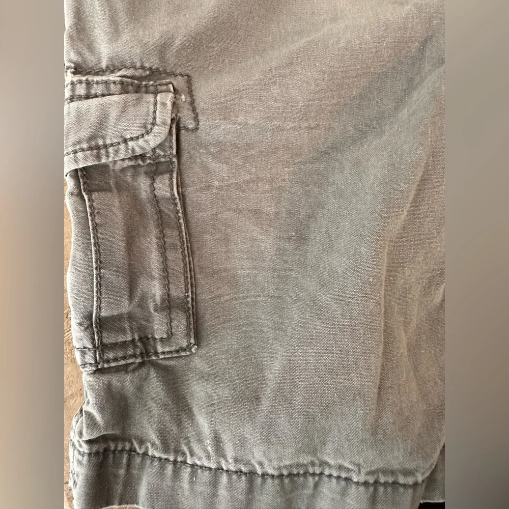 KIDS CARTERS DISTRESSED GRAY COTTON CARGO SHORTS - SIZE 5